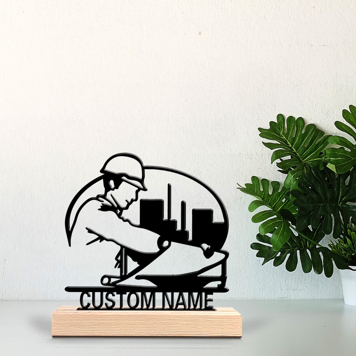 Art Craft Names - Металлическая статуэтка строителя с индивидуальной гравировкой