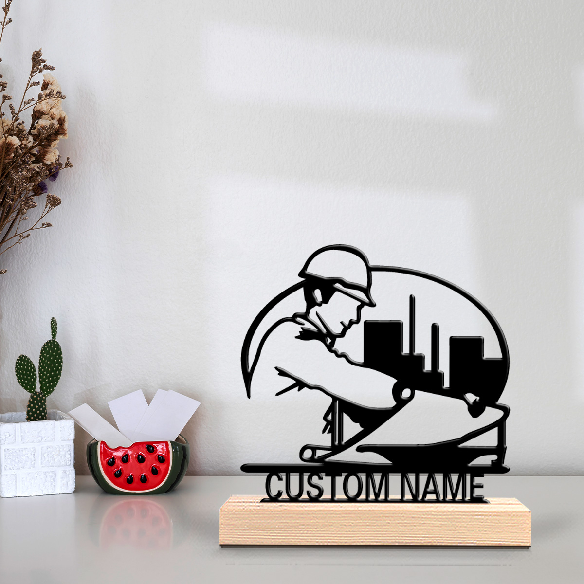 Металлическая статуэтка строит – обзор и цена Art Craft Names